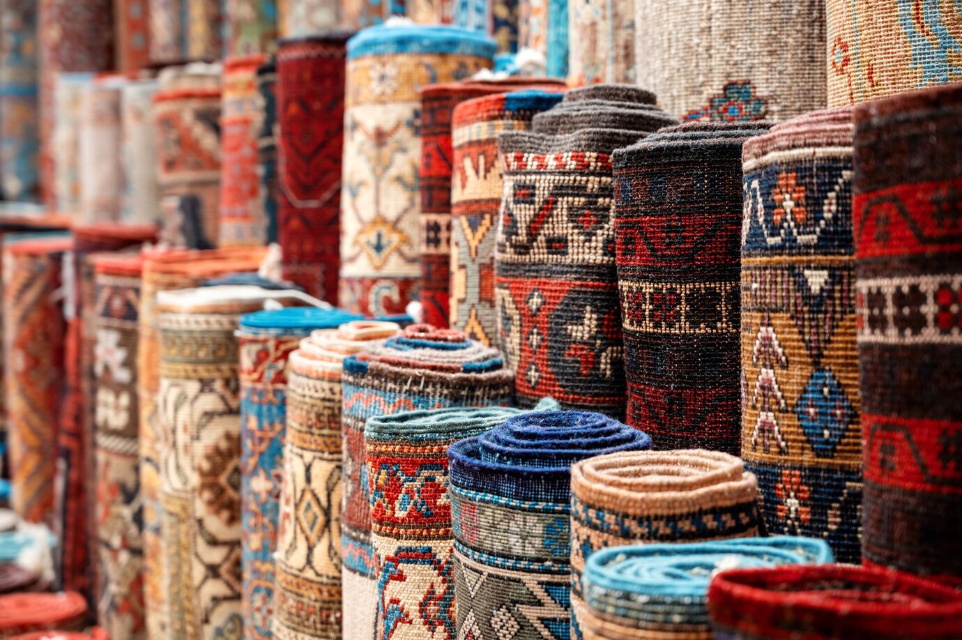 فرش مرادی فروش تخصصی فرش دستباف تبریز در تهران خیابان پیروزی
